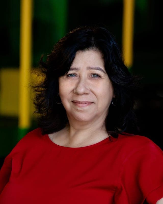 Anna Anzualda